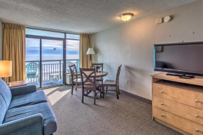 Breezy Landmark Resort Condo with Oceanfront Lanai!